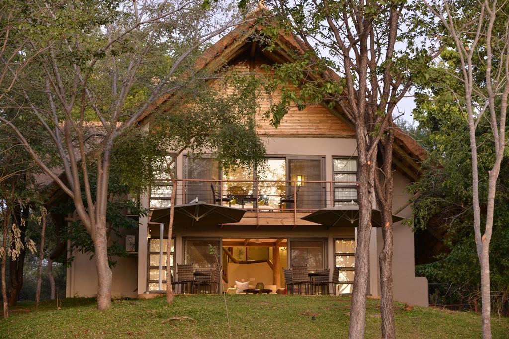 Victoria Falls Safari Suites מראה חיצוני תמונה