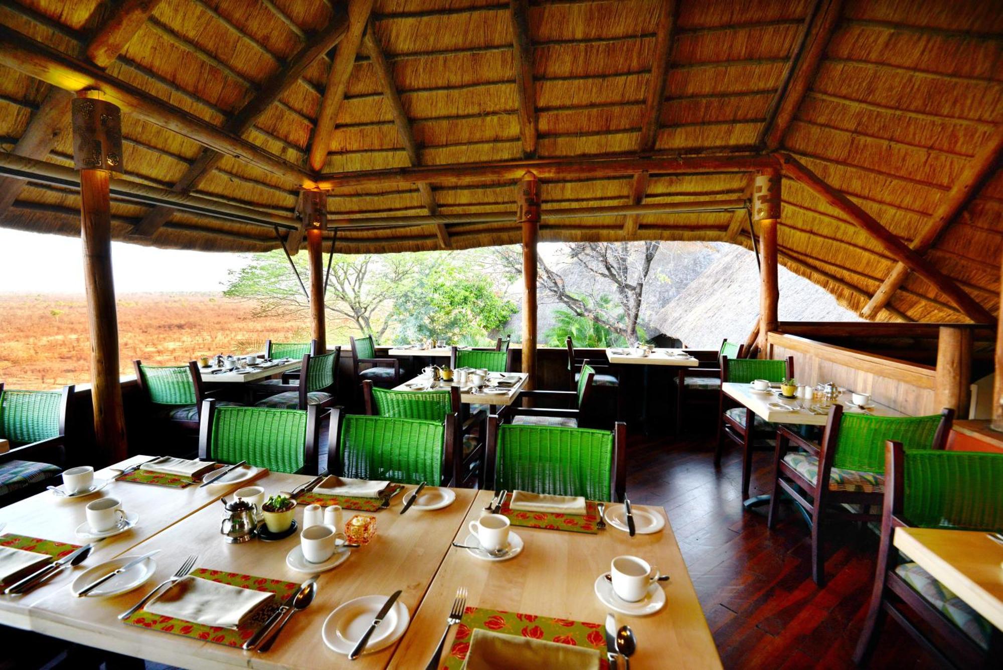 Victoria Falls Safari Suites מראה חיצוני תמונה