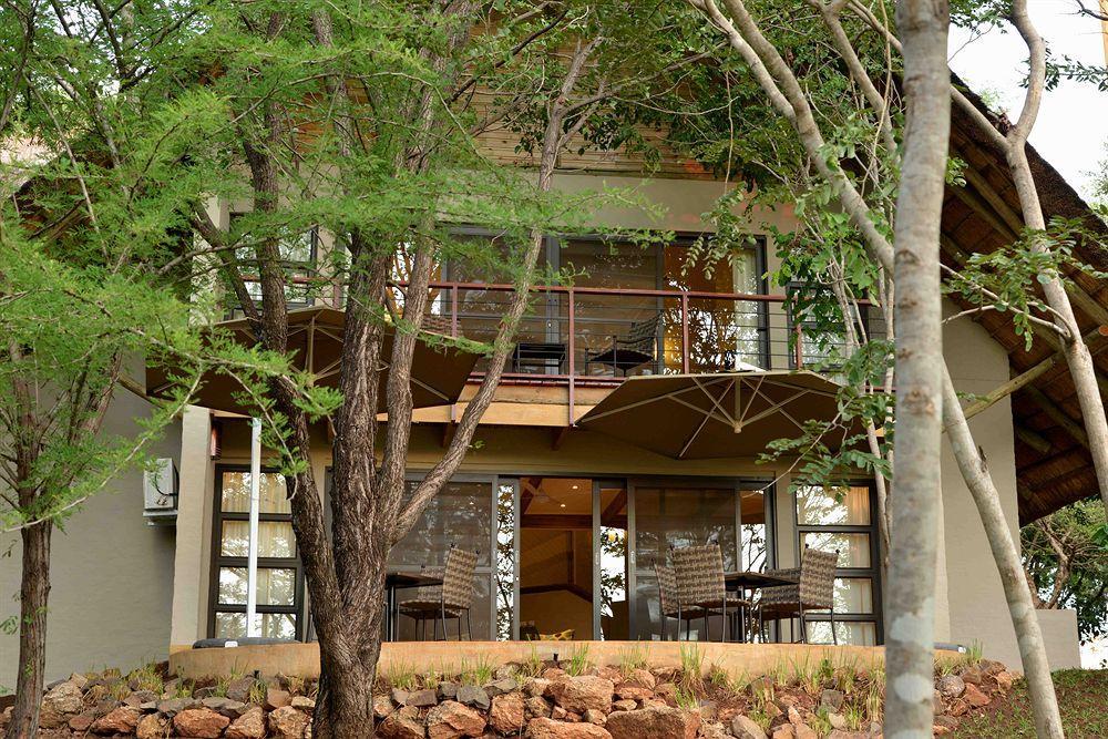 Victoria Falls Safari Suites מראה חיצוני תמונה