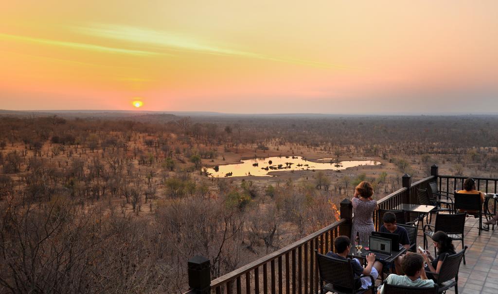 Victoria Falls Safari Suites מראה חיצוני תמונה