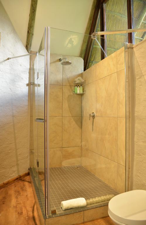 Victoria Falls Safari Suites מראה חיצוני תמונה