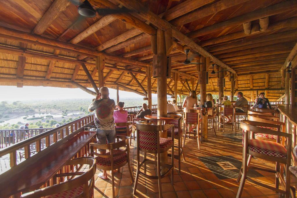 Victoria Falls Safari Suites מראה חיצוני תמונה