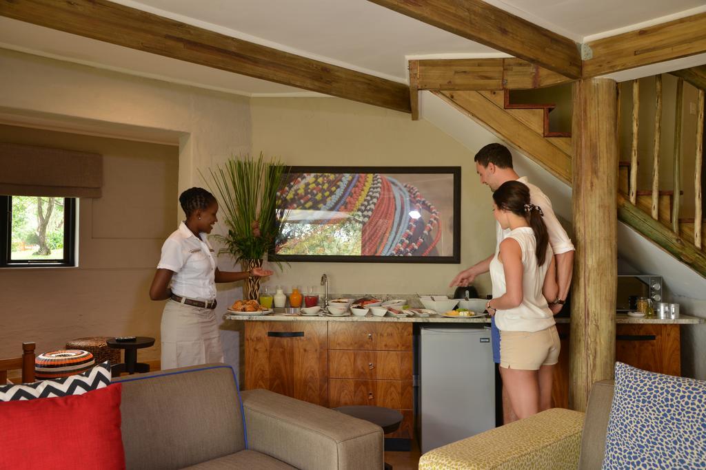 Victoria Falls Safari Suites מראה חיצוני תמונה