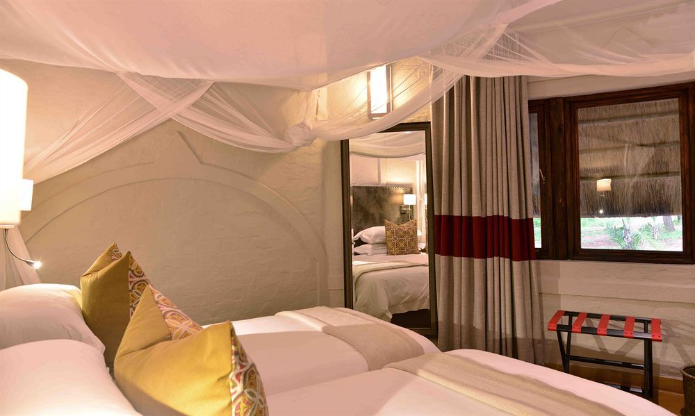 Victoria Falls Safari Suites מראה חיצוני תמונה