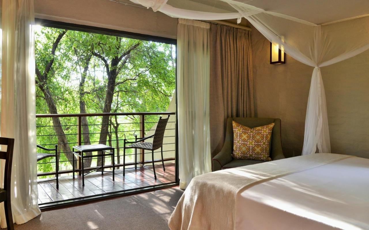 Victoria Falls Safari Suites חדר תמונה